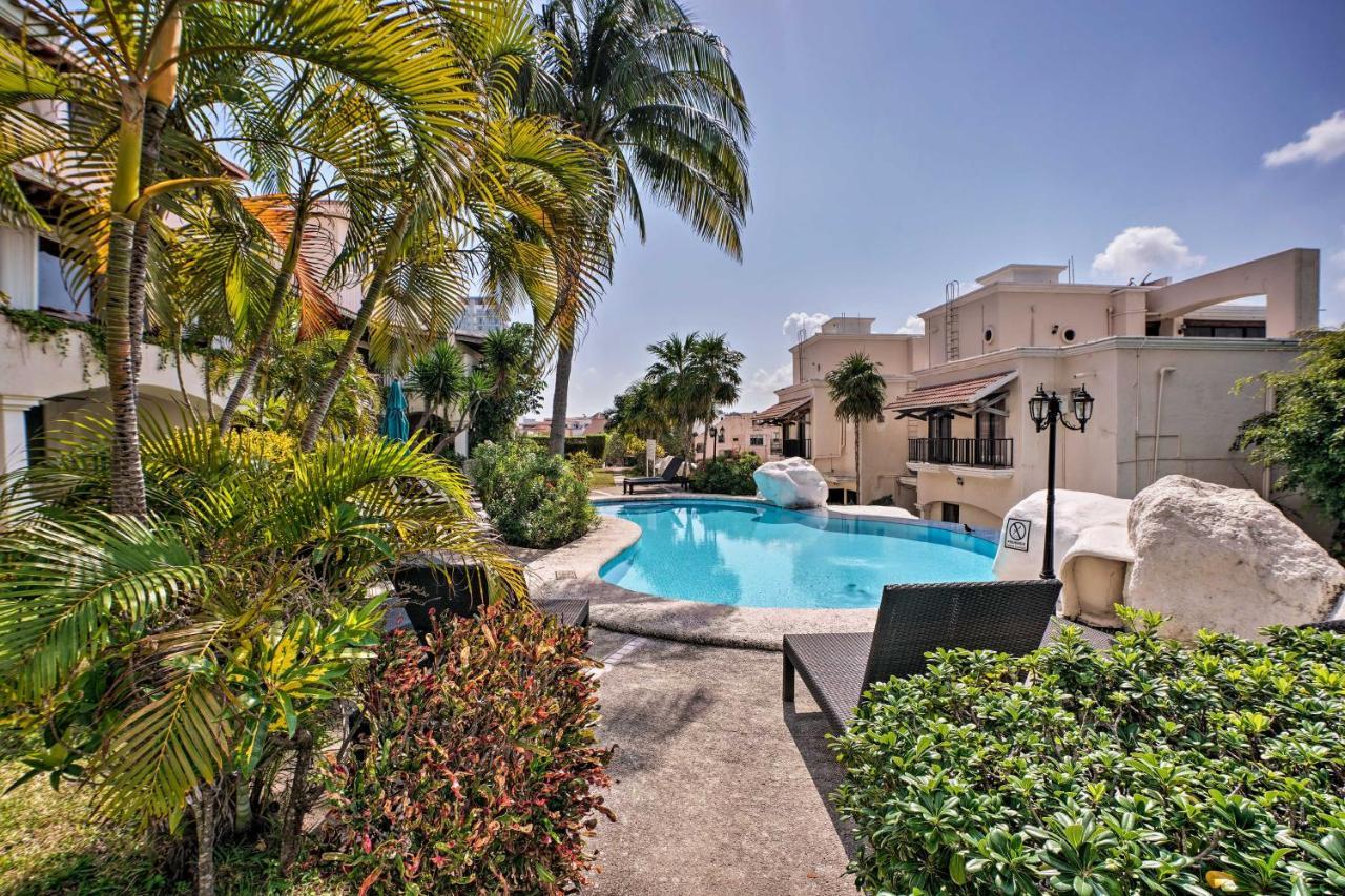 Сasa de vacaciones Updated Oceanside Townhome With Pool Walk To Beach!