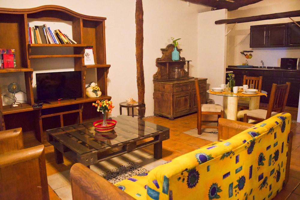 Hotel Casa Caracol - 2*