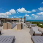 Oceanview 3 Bedroom Condo, Rooftop Pool&Jacuzzi, Beach!