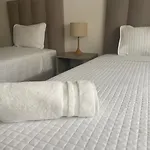 Deco 2 Downtown 3 Bed Apartment Renewed