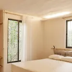 Totally Renovated Apartment 10 Min Away From Beach/Hot Neighborhood