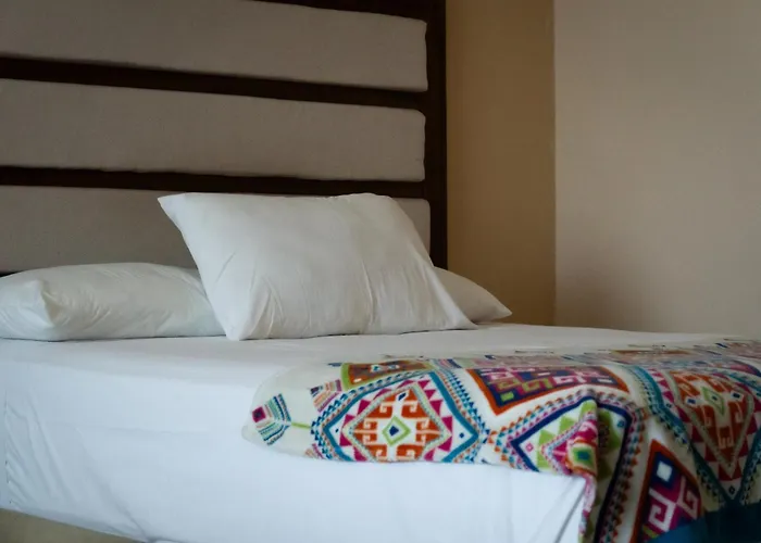 Infinity Suites Doble Room 202