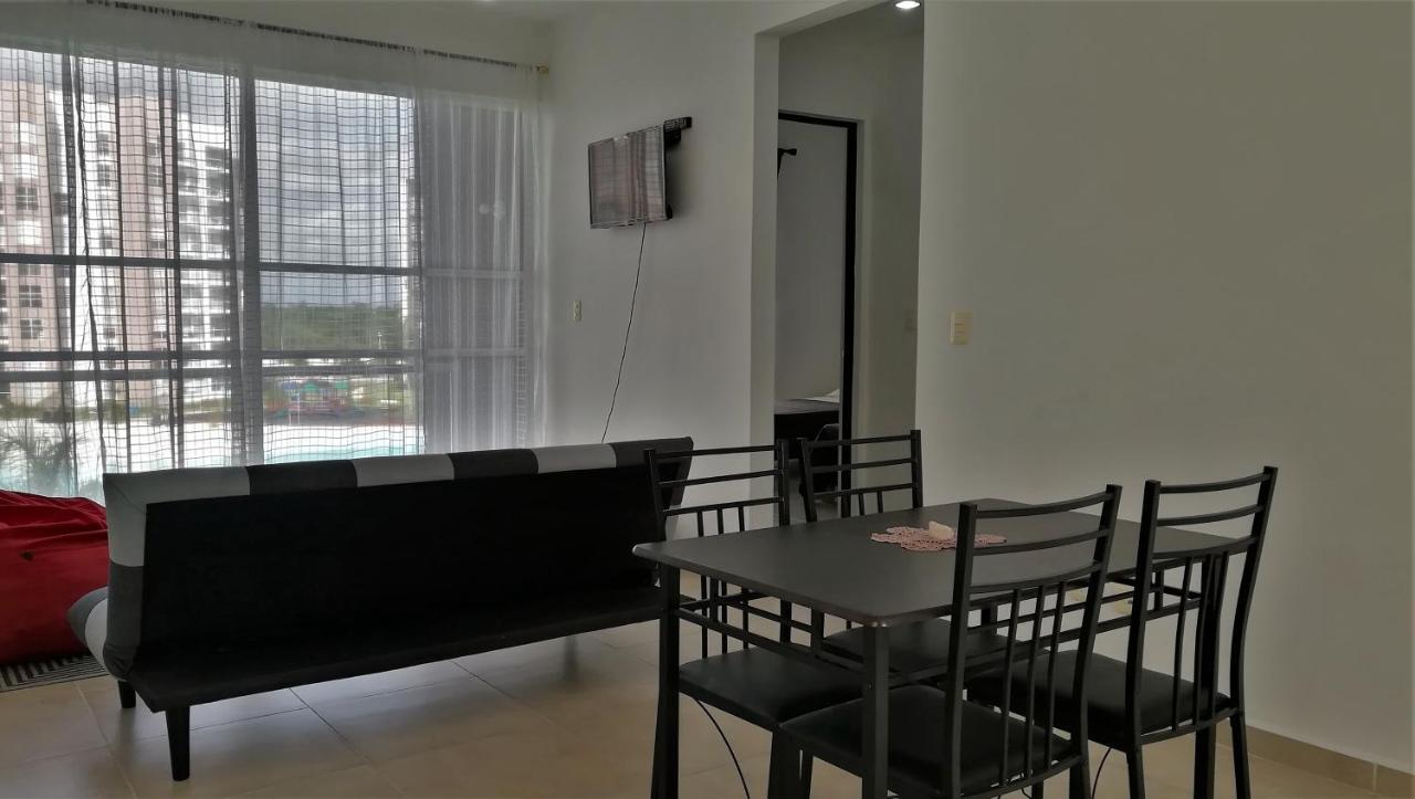 Dream Lagoons Renta 2 Y 3 Recámaras Apartamento *