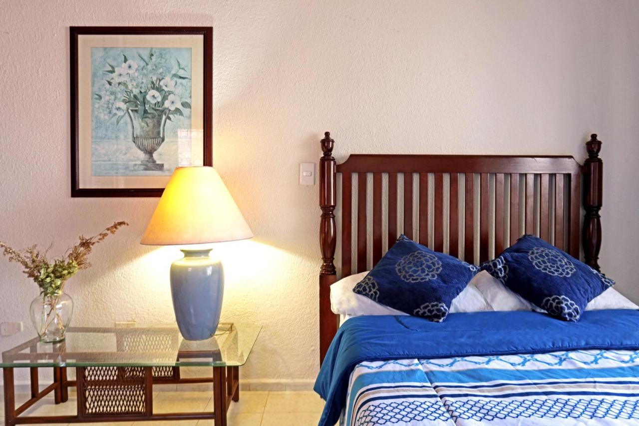 Bed and breakfast Colibri House Cancún