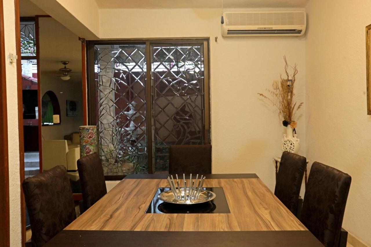 Colibri House