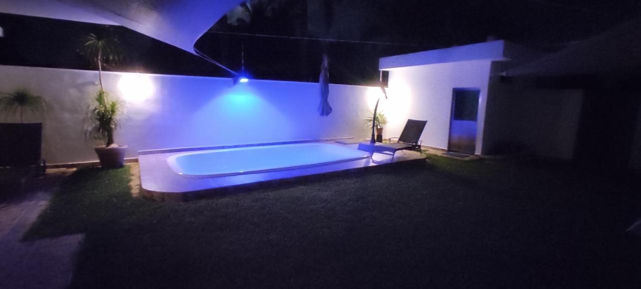 Casa Abril Cozzy Suites *