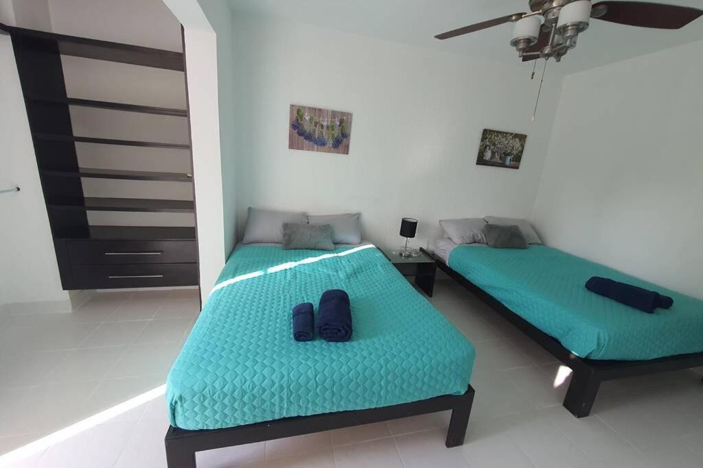 Depa De 3 Habs, 3 Baños Y Piscina *