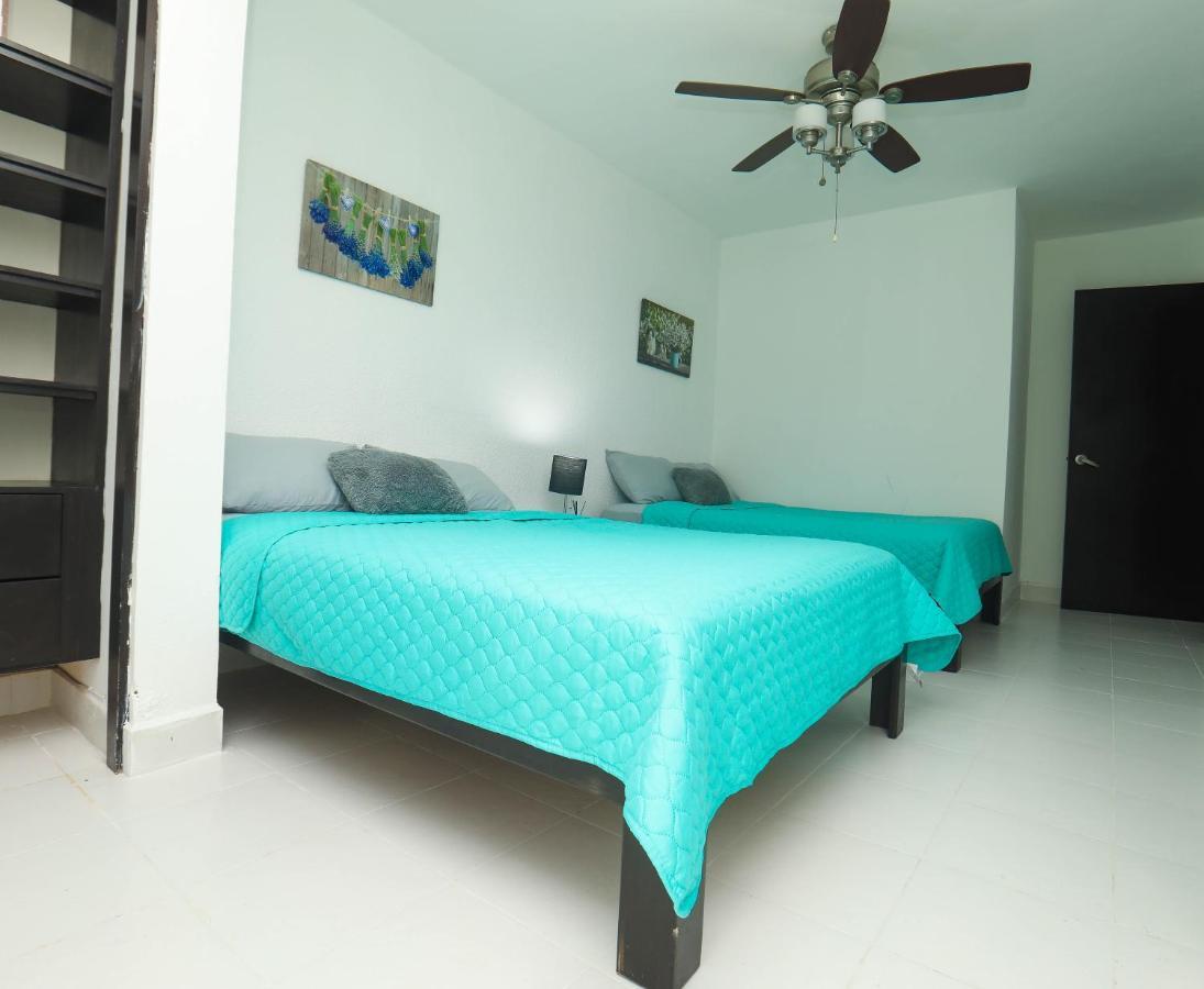 Depa De 3 Habs, 3 Baños Y Piscina Cancún