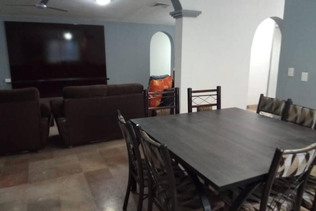 Penthouse 205 Sq M On Lagoon, 3 Bedrooms 2 Bathrooms For Up To 8 Guests Apartamento *