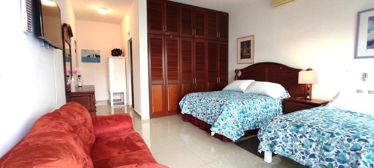 Habitación en casa particular Casa Abril Cozzy Suites