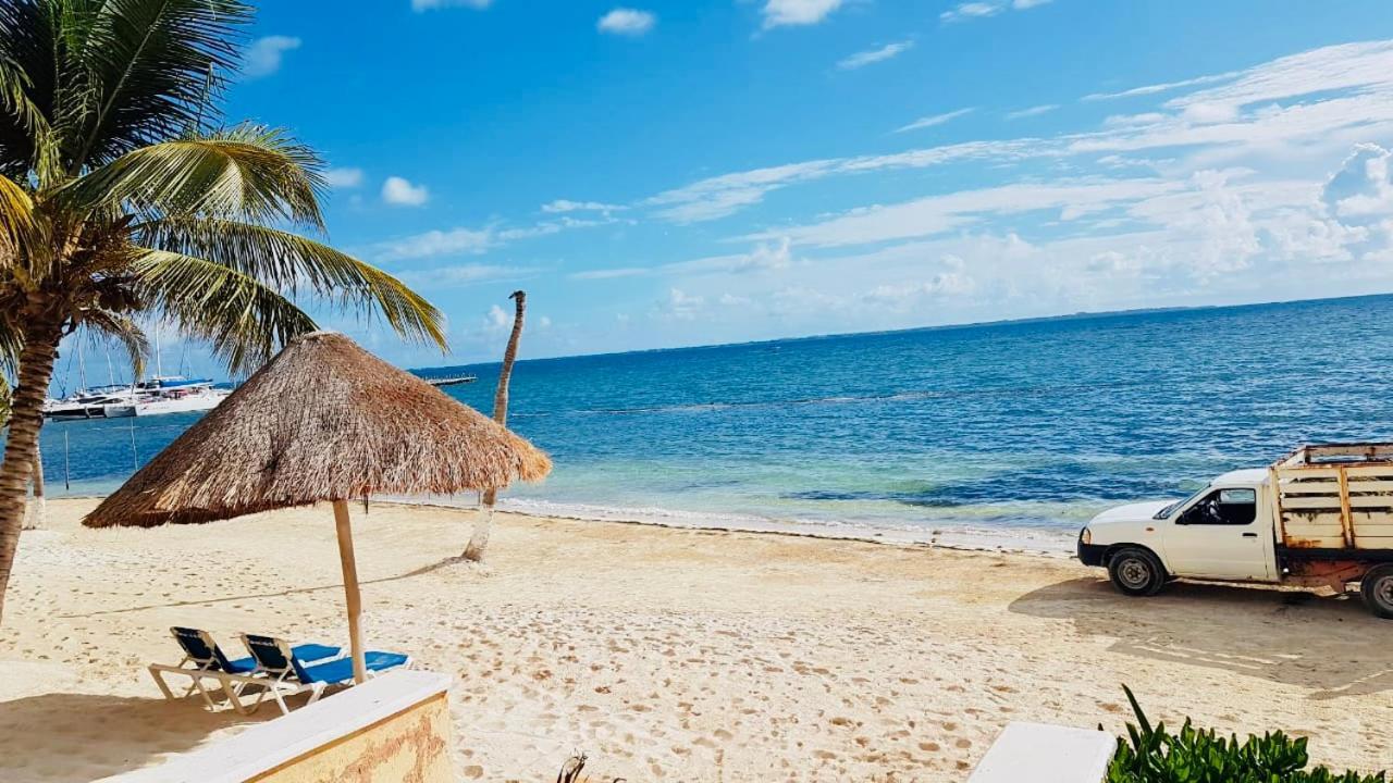Punta Me Apartment Beach Front Condo Hotel & Waterpark Apartamento *