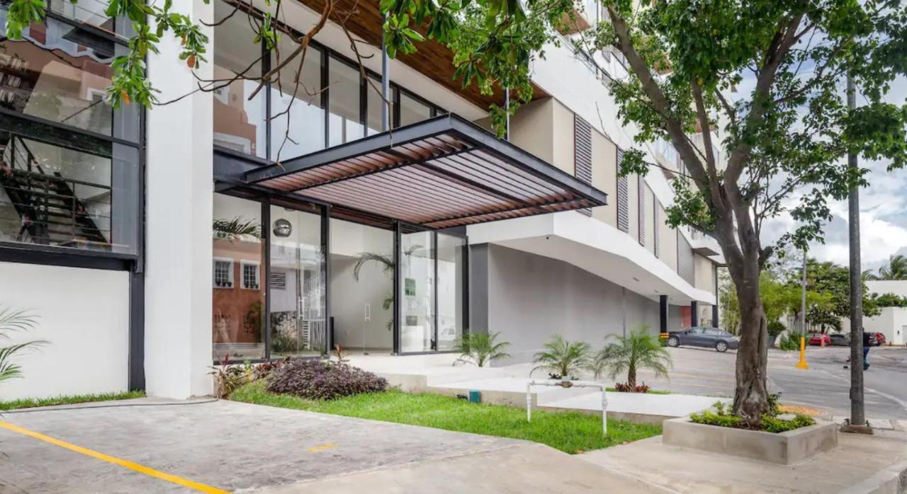 Elegant Well Located In The Zone Of