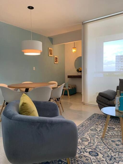 Exclusivo Piscina, Jaccuzi, Céntrico. Apartamento *