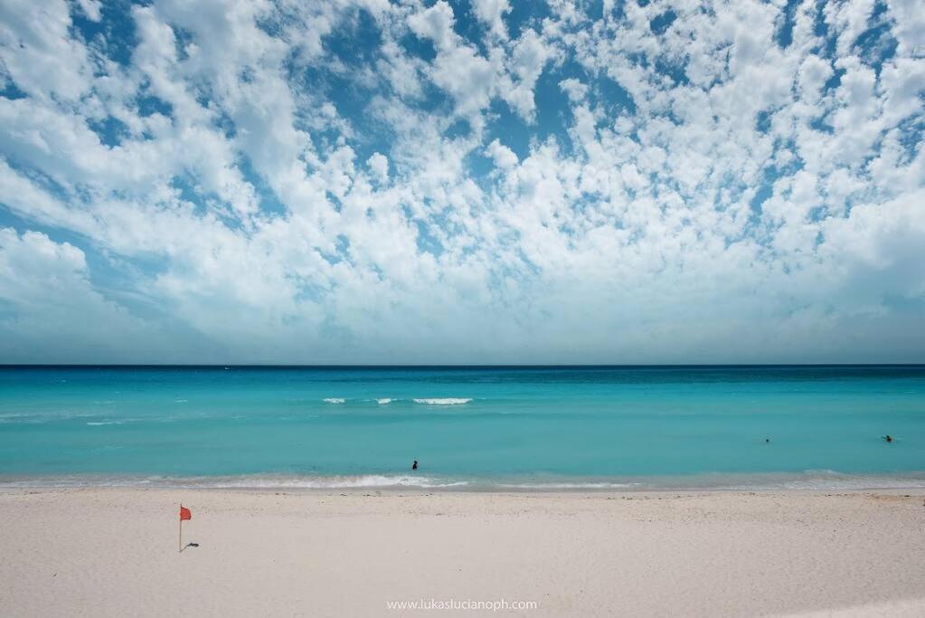 Lovely At The Beach, Stunning Ocean View #1209 Apartamento Cancún