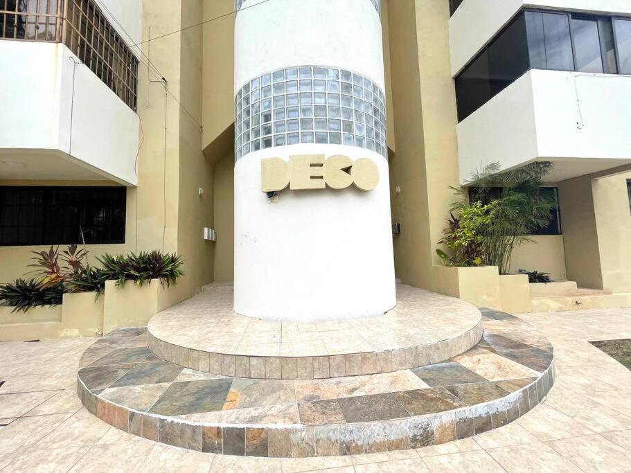 Deco 2 Downtown 3 Bed Renewed Apartamento