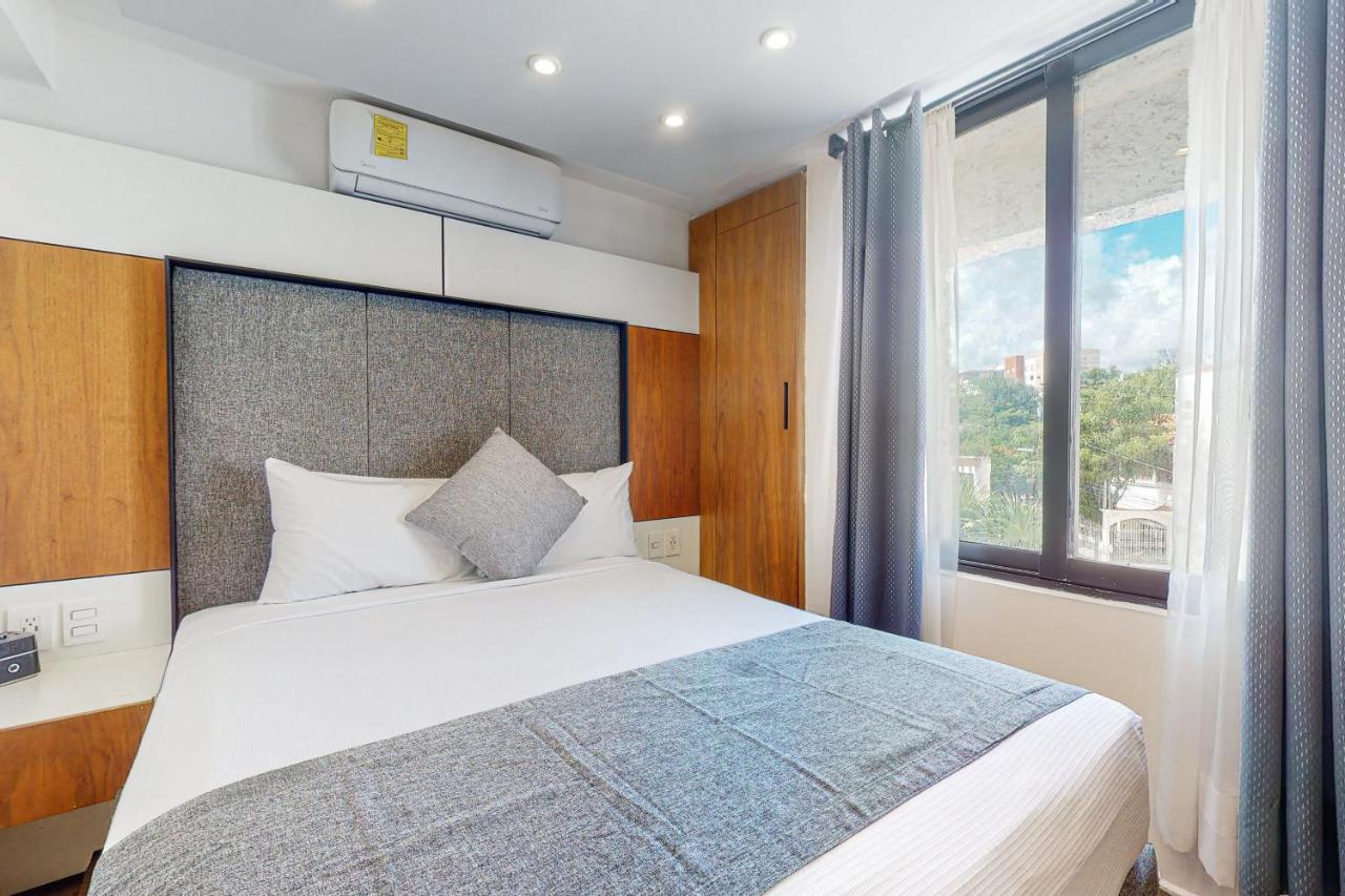 Apartahotel Seven Boutique 14 *