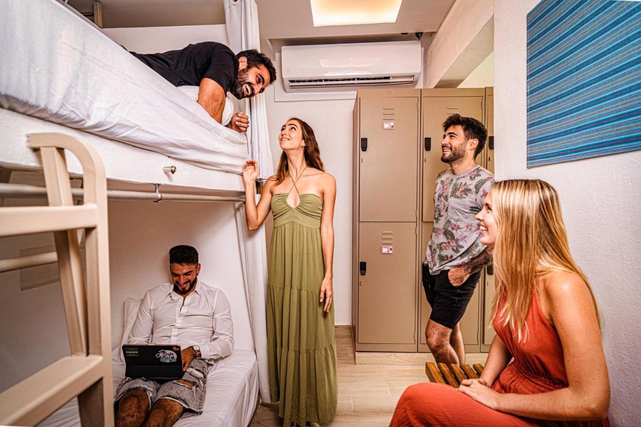 Hotel Nomads Party Cancún