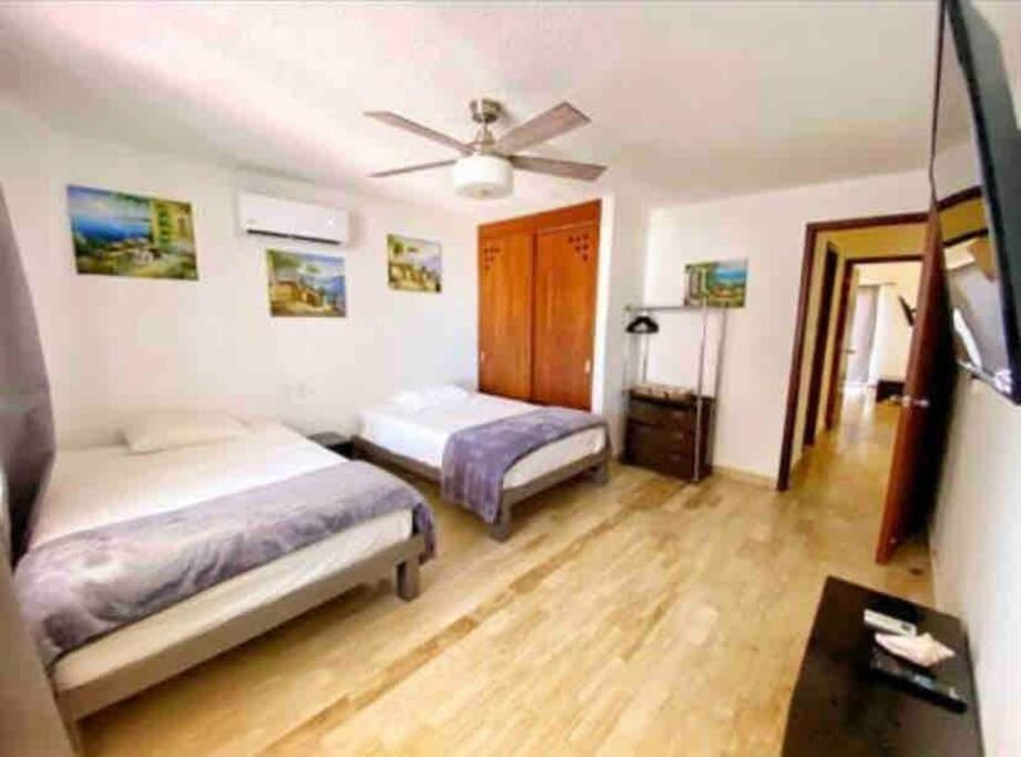Rooftop Penthouse 3 Bedrooms, Sleeps 8! Apartamento Cancún