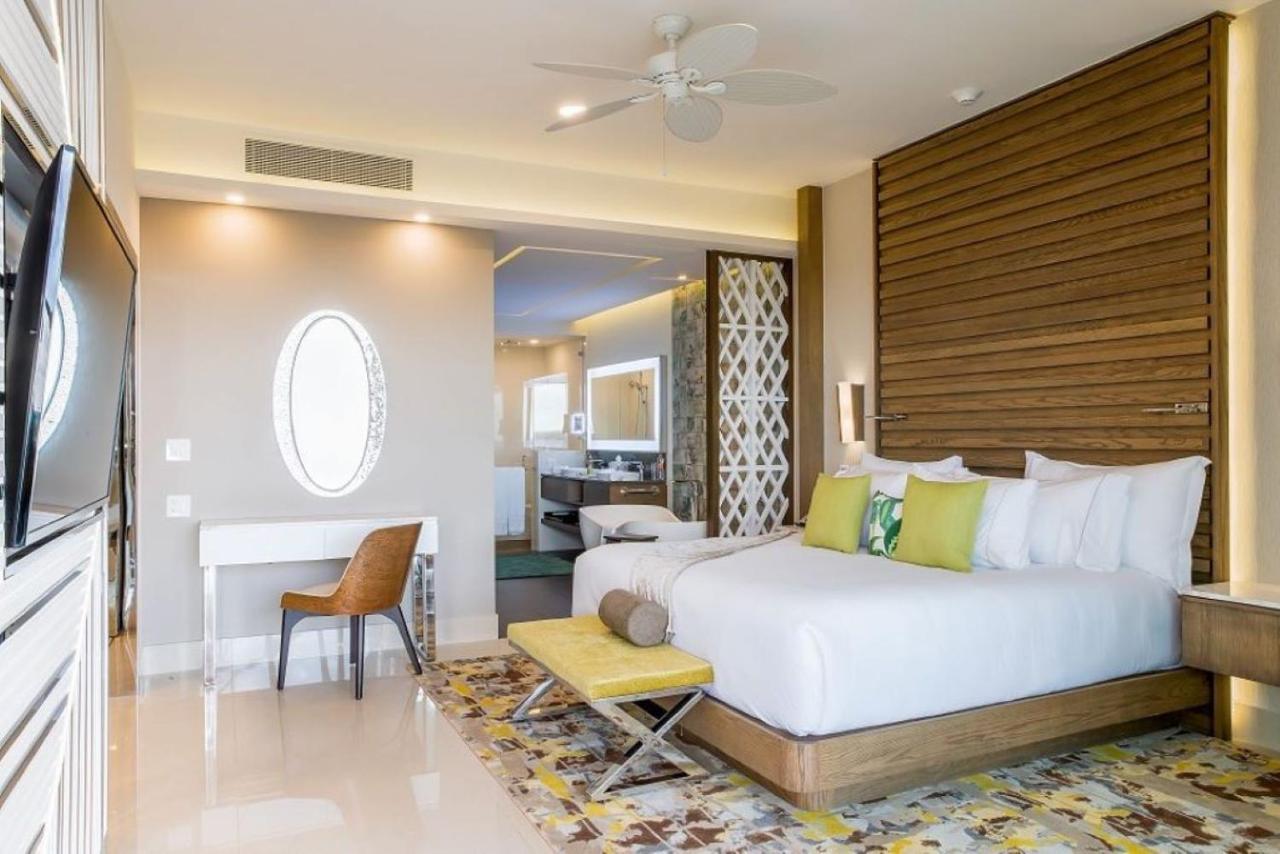 Ocean View In 5 Diamond Cancún