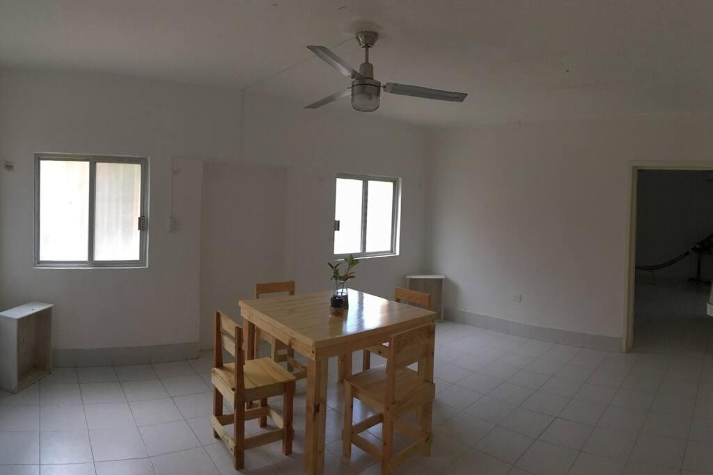 With Fast Wifi Near Downtown Apartamento