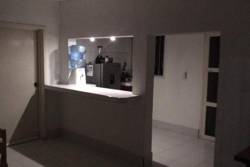 With Fast Wifi Near Downtown *