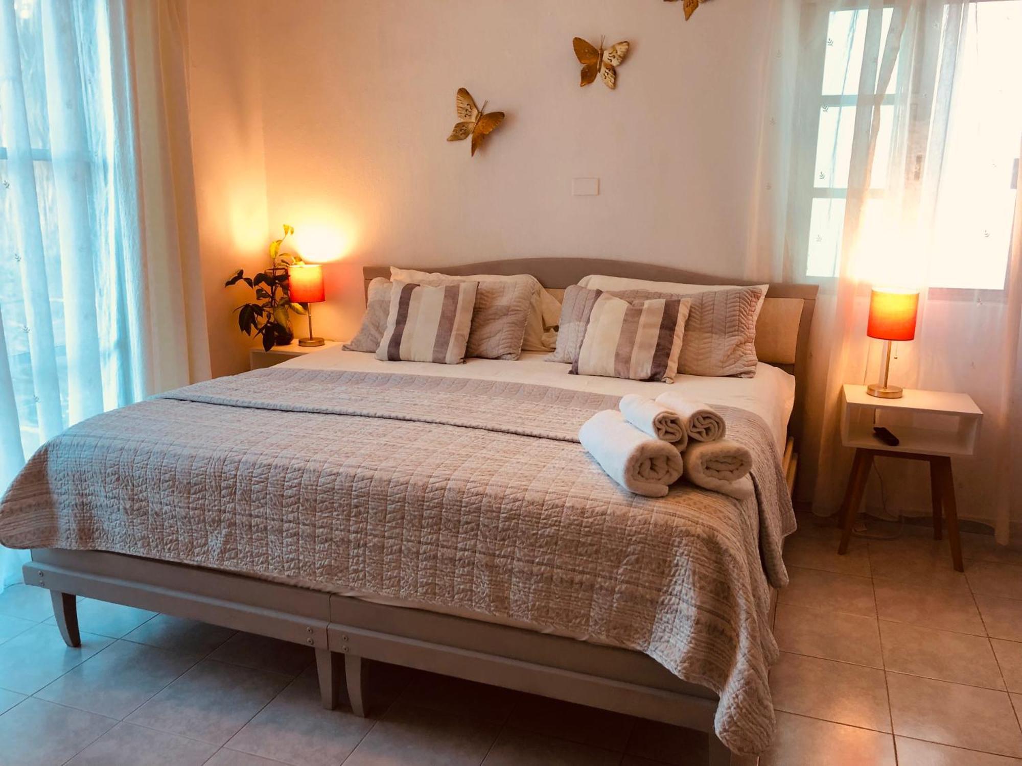 Holiday home Beautiful By The - 3bedrooms, 2.5baths