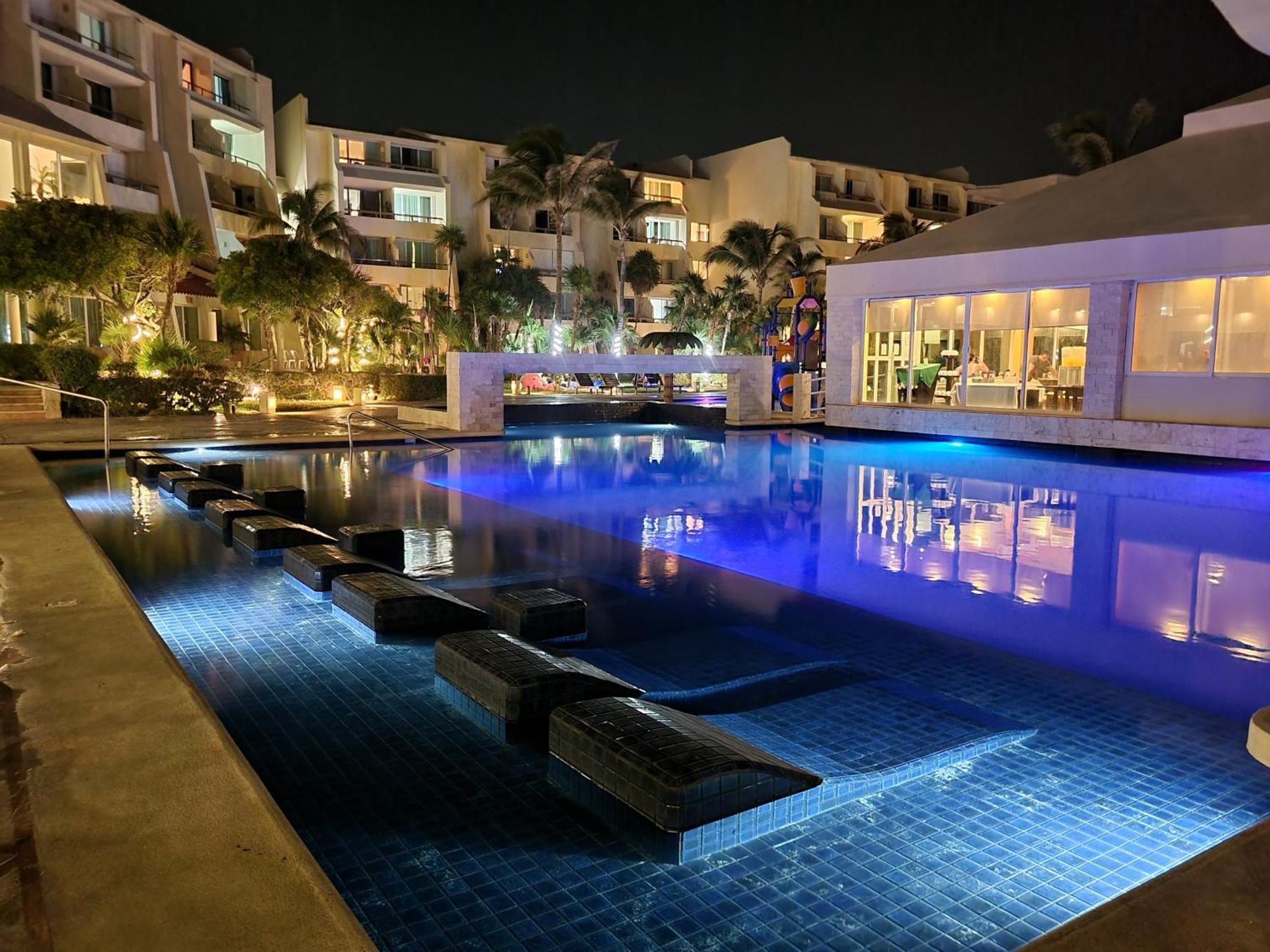 Aparthotel Ocean Front Cancun