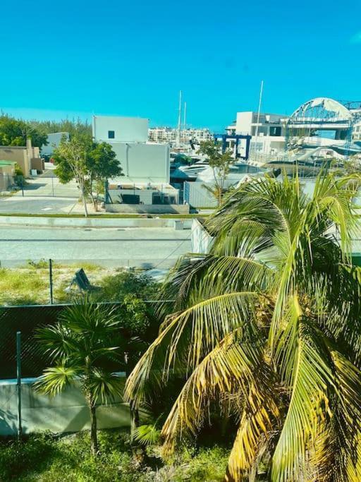 Punta Me & In Punta Sam Ferry Beach Apartment *