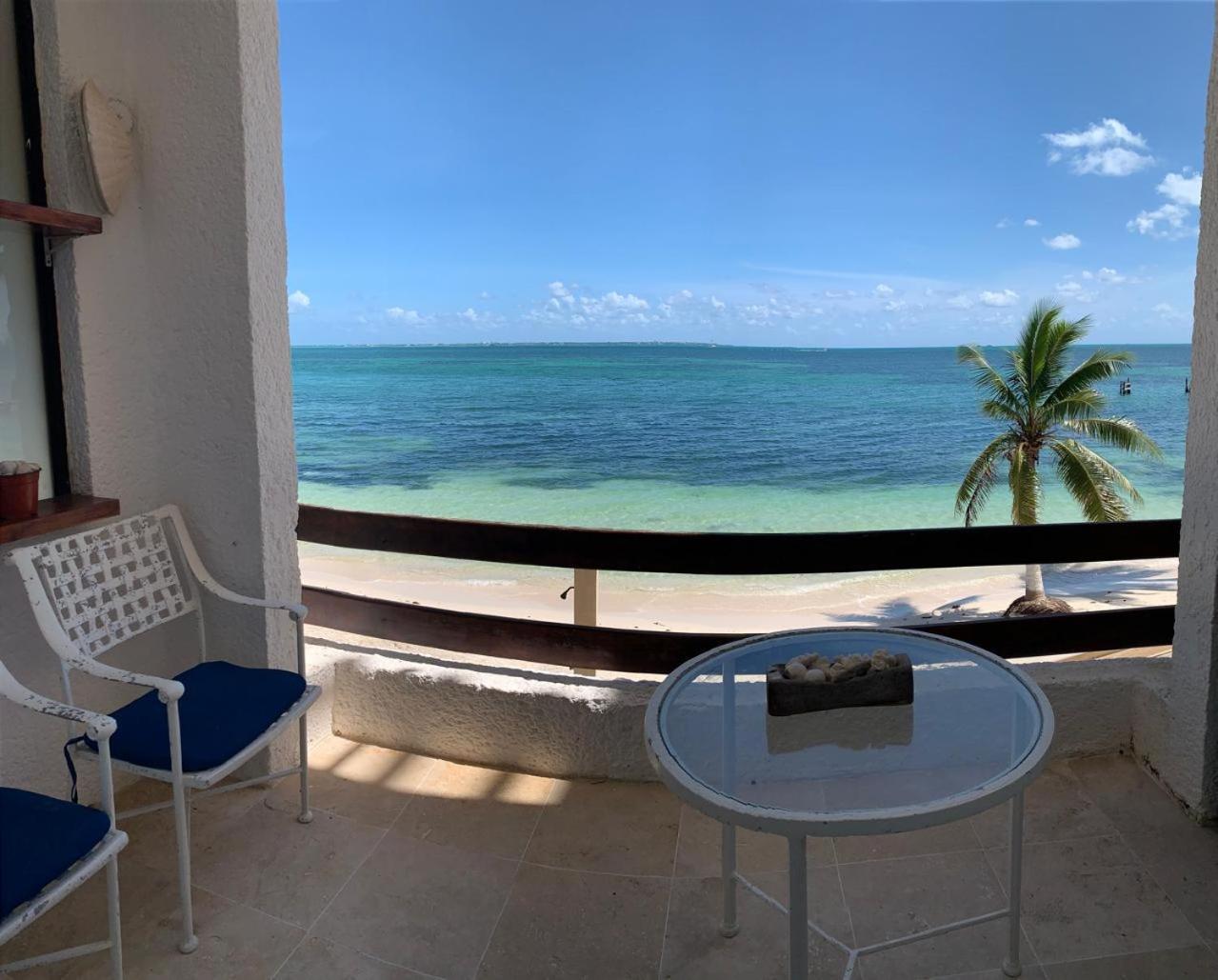 Ocean View Flamingo Cancun