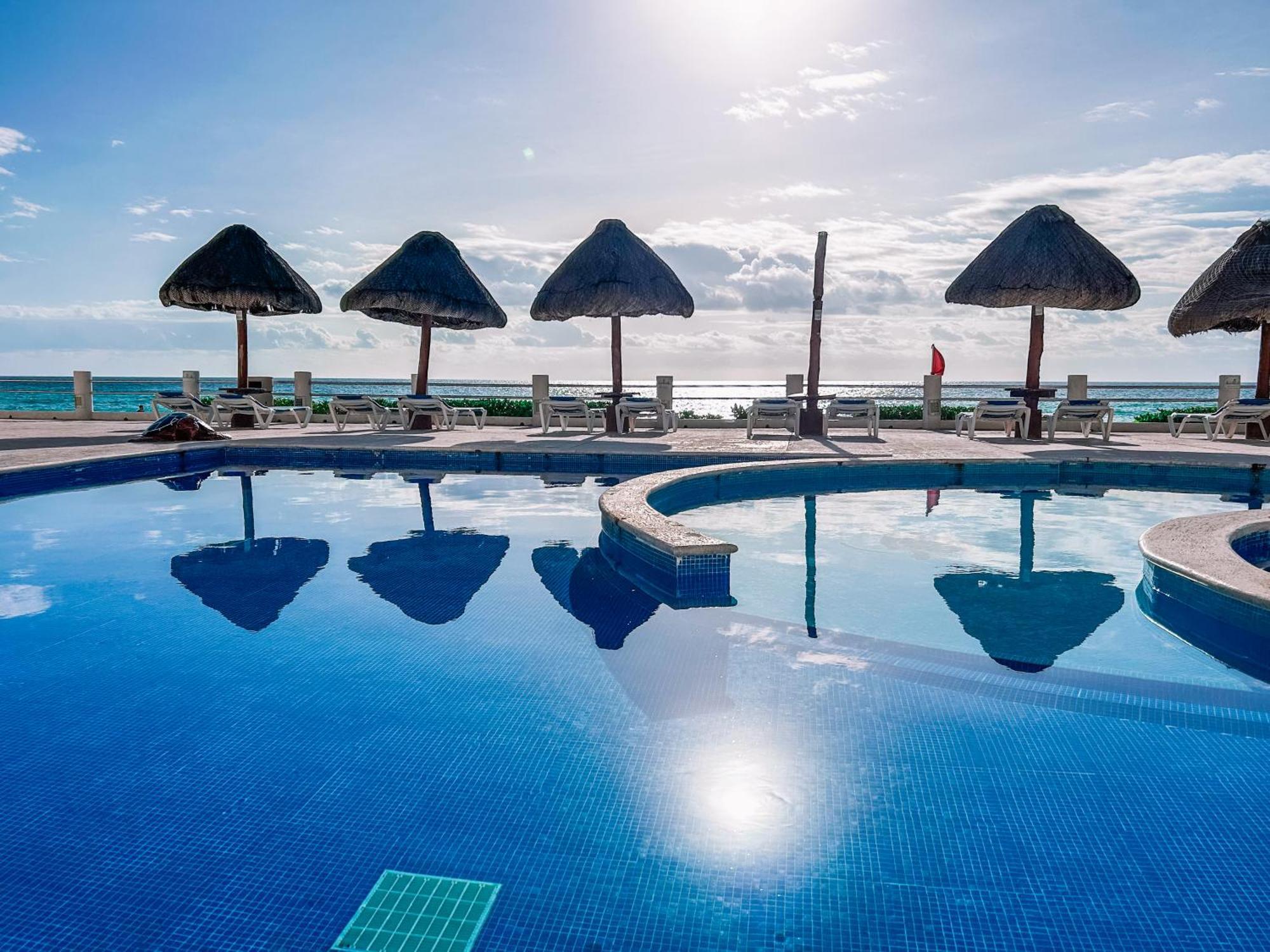 Marlin Ocean Front Villa Cancún