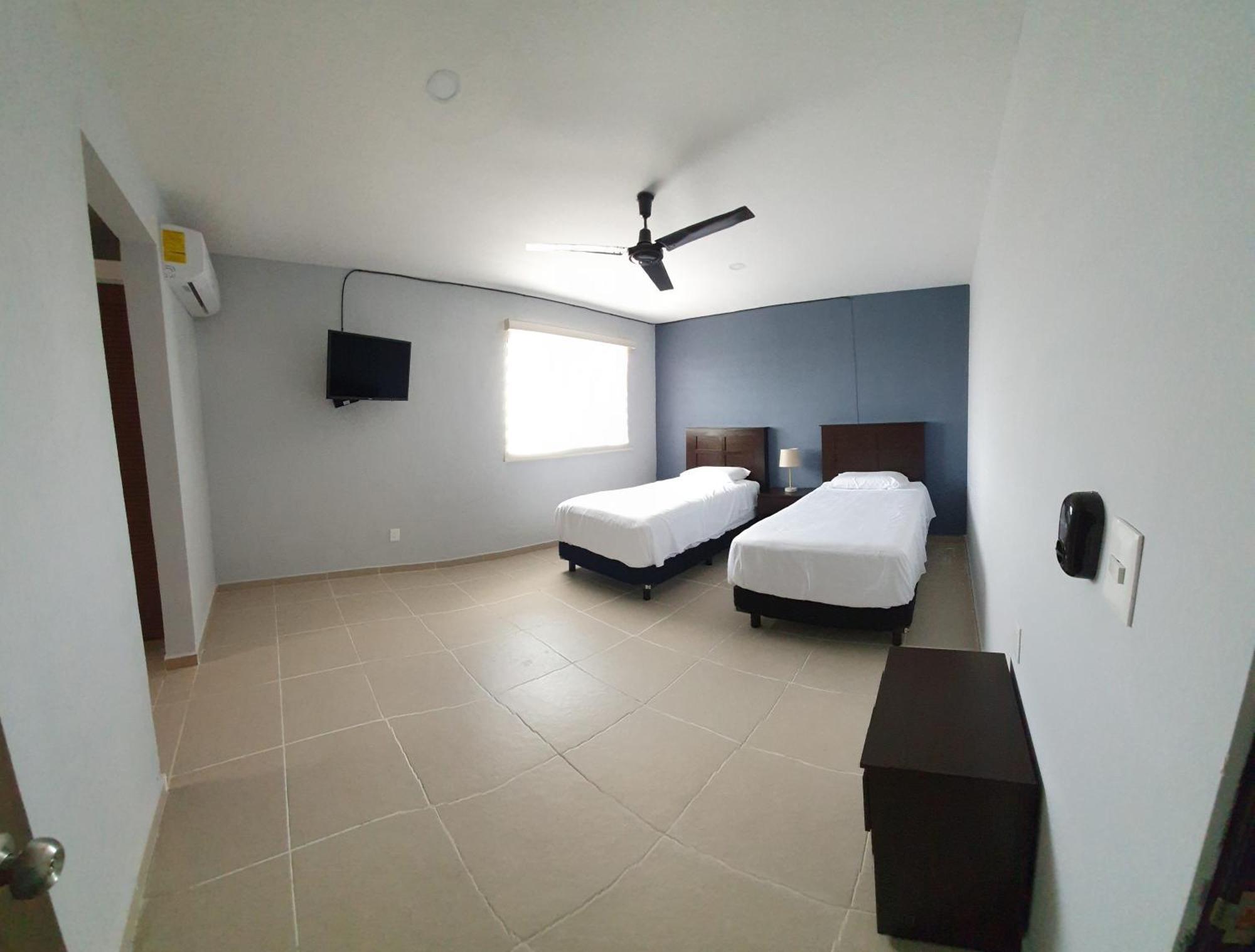 Torre Metropoli Hotel