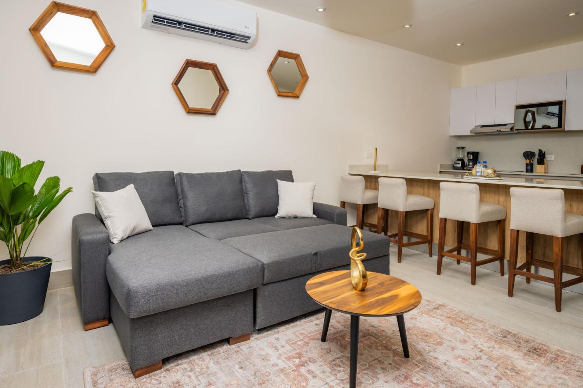 Cumbres Garden Luxury Apartahotel Cancún