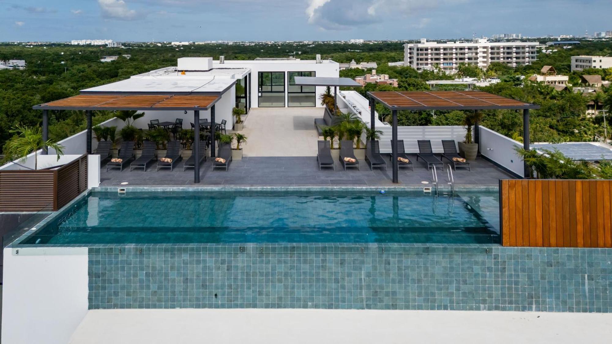 Cumbres Garden Luxury Apartahotel