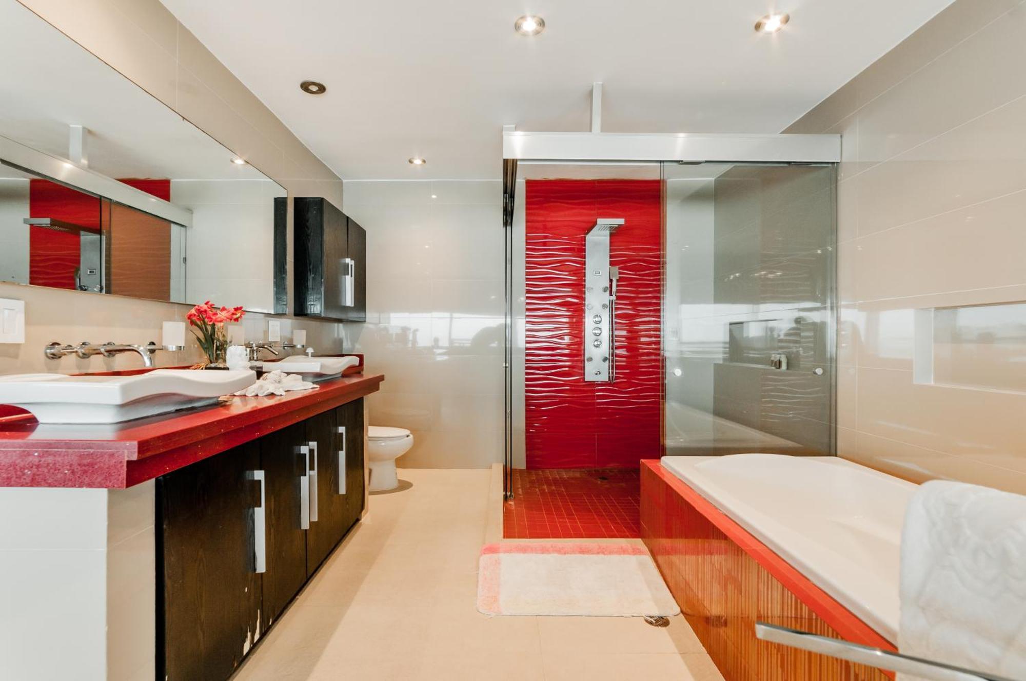 Apartahotel Brisas Beachfront Penthouses