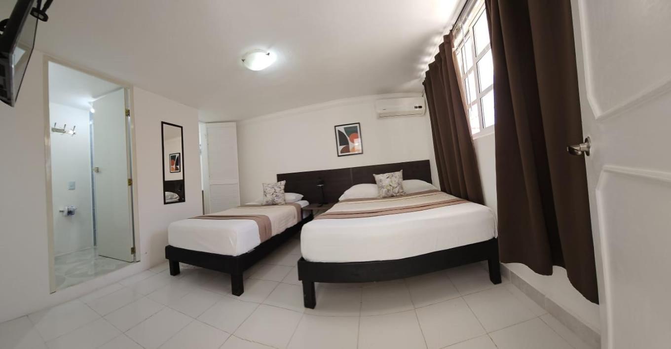 Book & Sleep Hotel *