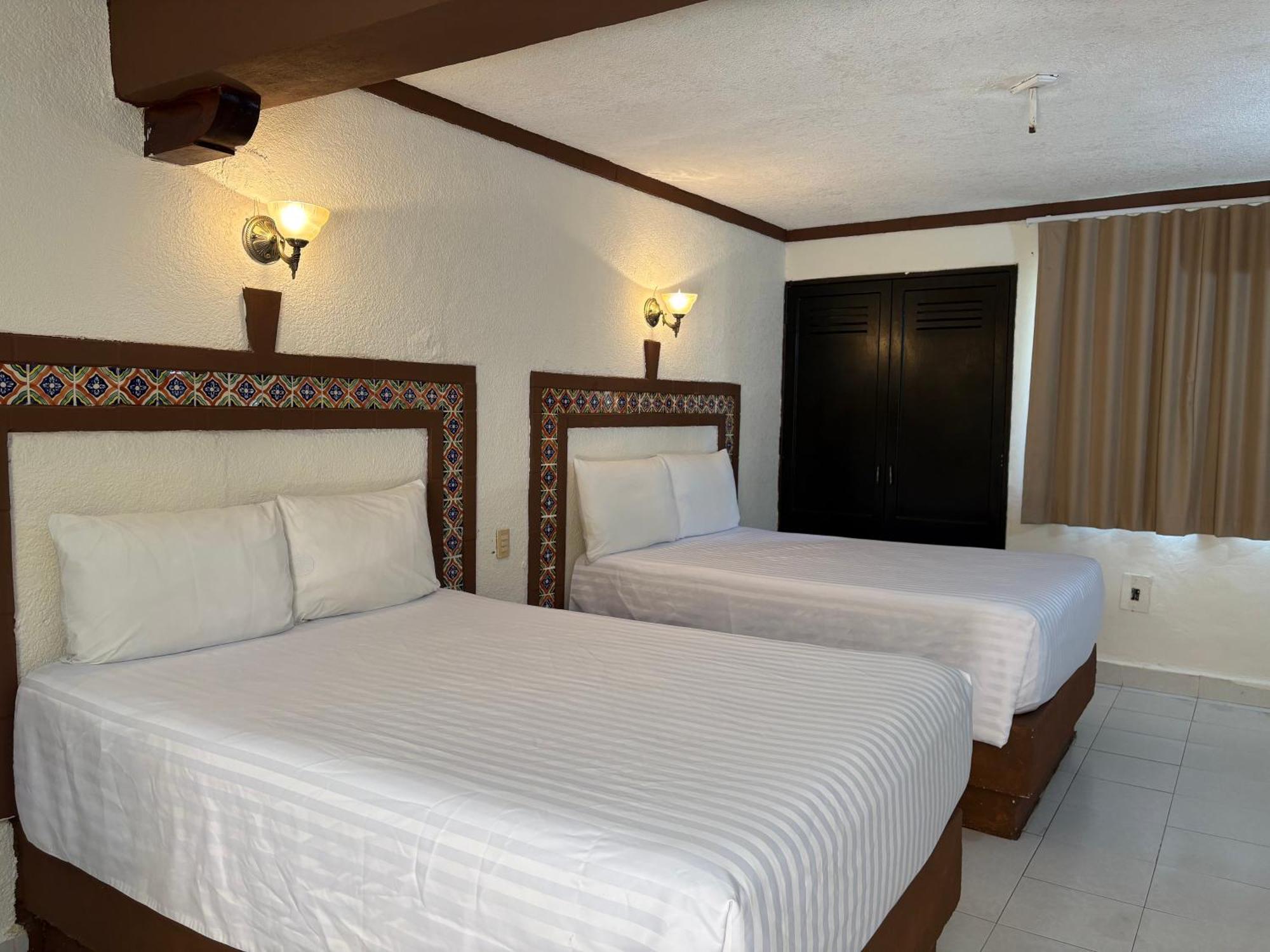 Center 3* Cancún