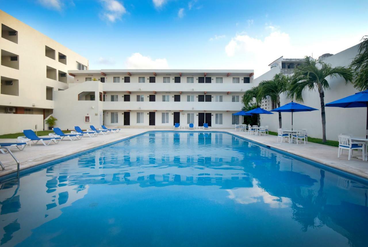 Bonampak Hotel Cancun