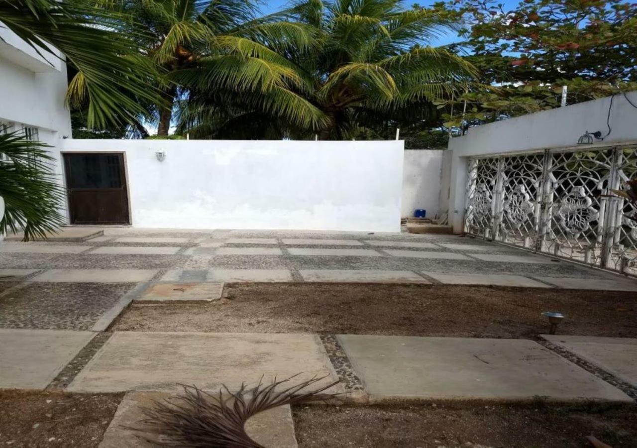La Casa Blanca En