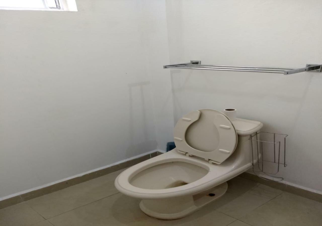 La Casa Blanca En Pensión *
