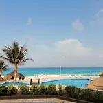 Apartment In Cancun Hotel Zone!