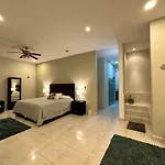 Casa Sasha\'S Mini Palace