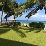 Bungalow Frente Al Mar