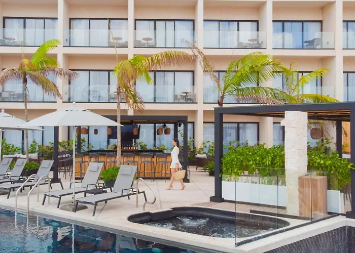 Hive Cancun By G Hotels