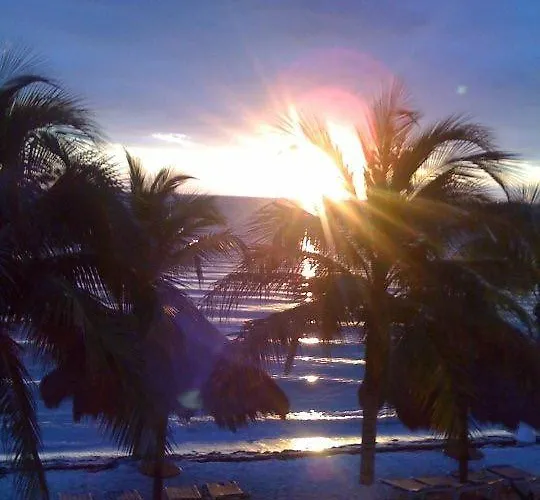 Hacienda del Mar Resort Condominio 205