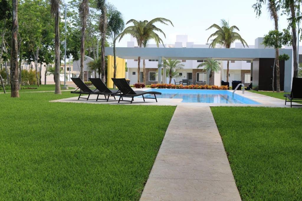 Apartamento Casa Nueva Con 3 Recamaras Y A Un Lado De Alberca Cancún