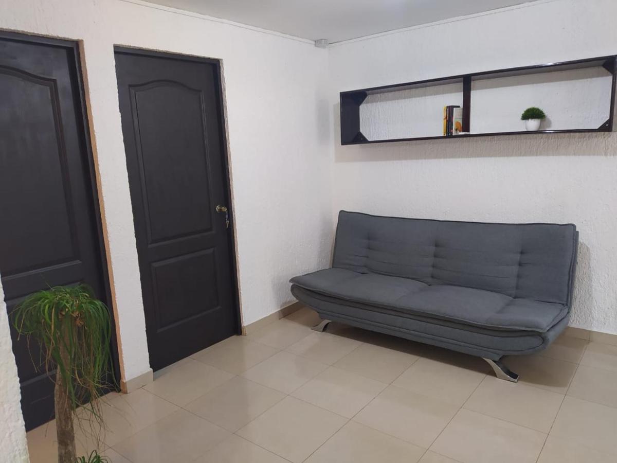 Almond House Cancún