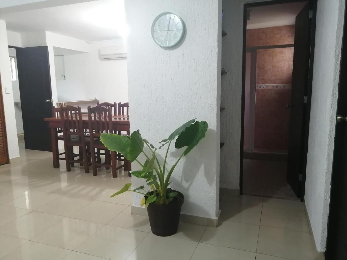 Almond House Cancún