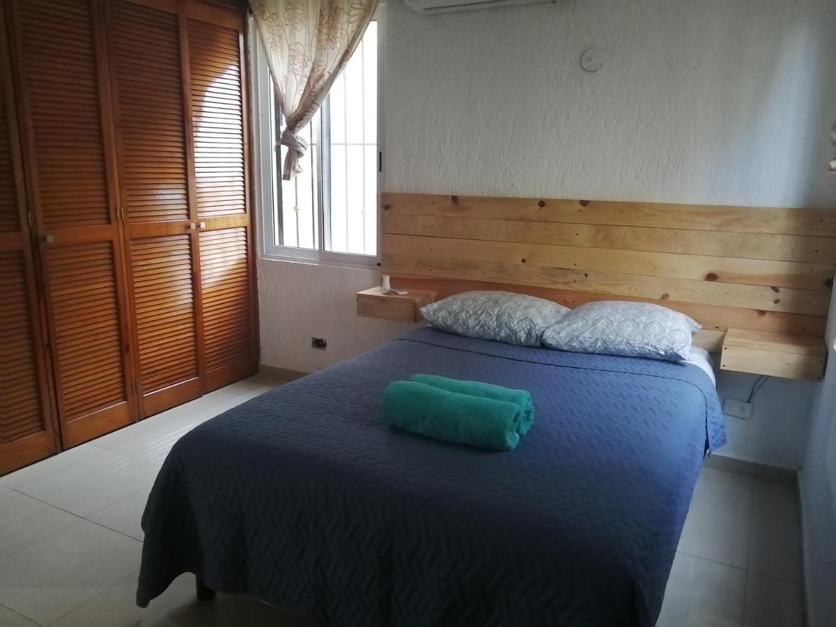 Almond House Cancún