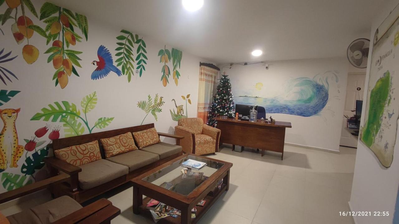 Hostal Punta Sam *