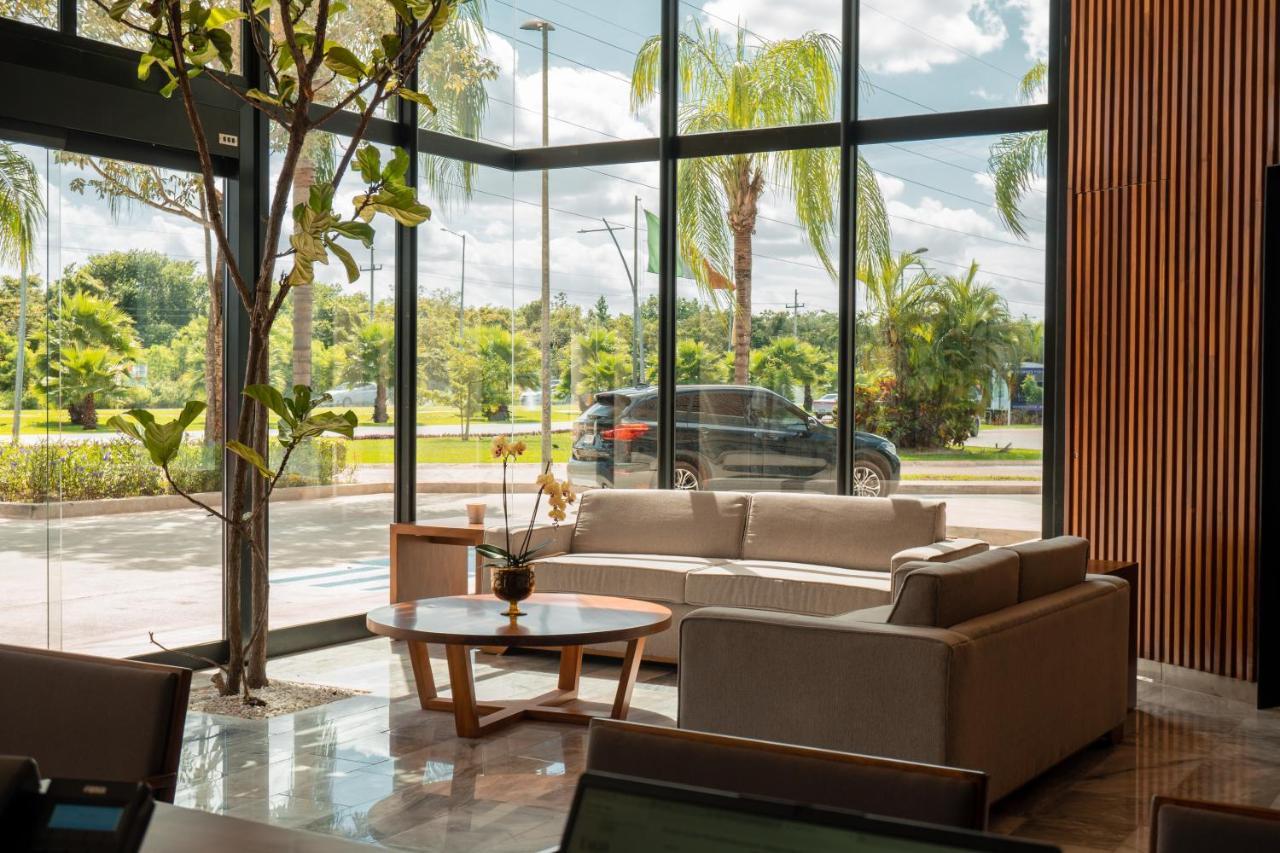 Hive By G Hotel 4*